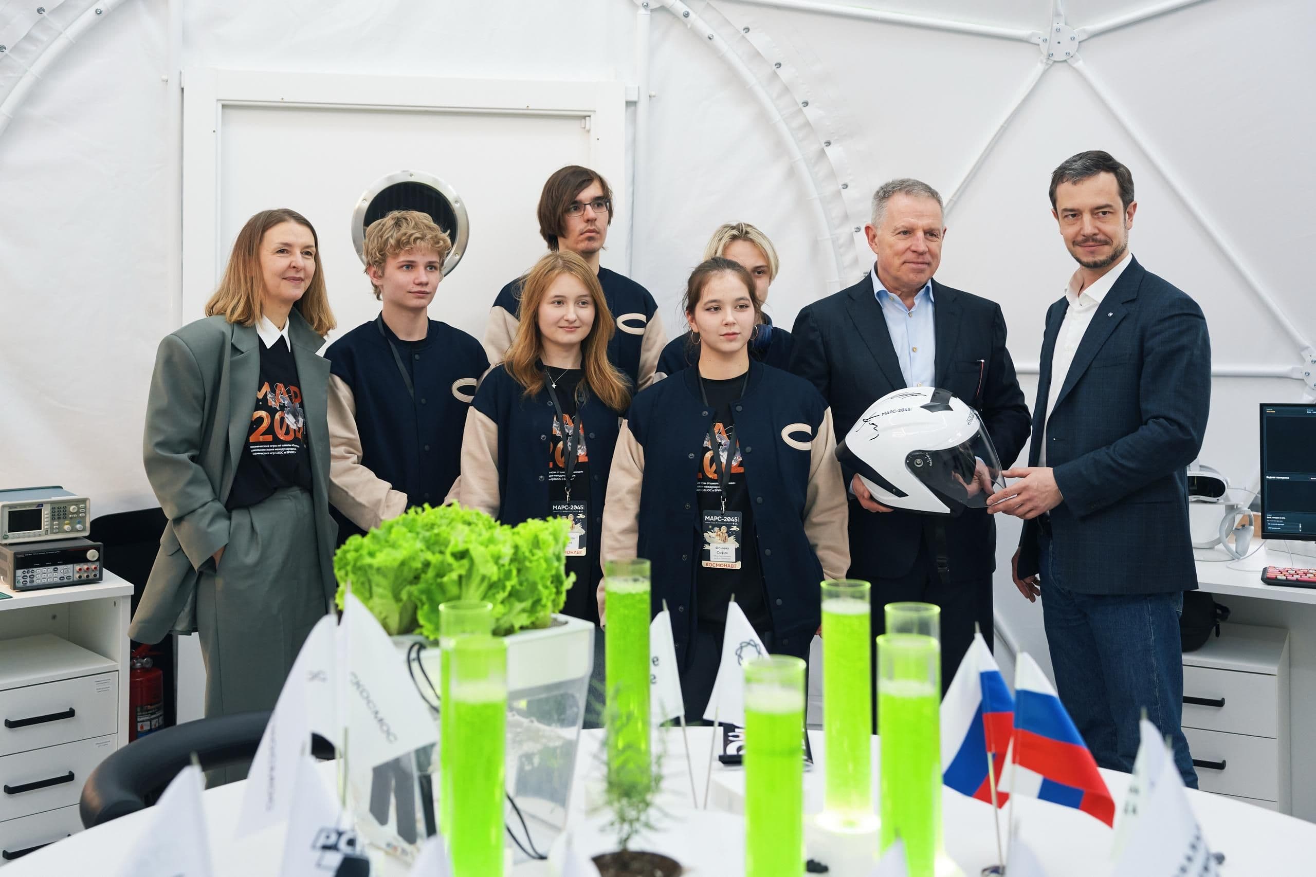 Skolkovo hosted the MARS 2045 space games: schoolchildren modeled an autonomous settlement on Mars